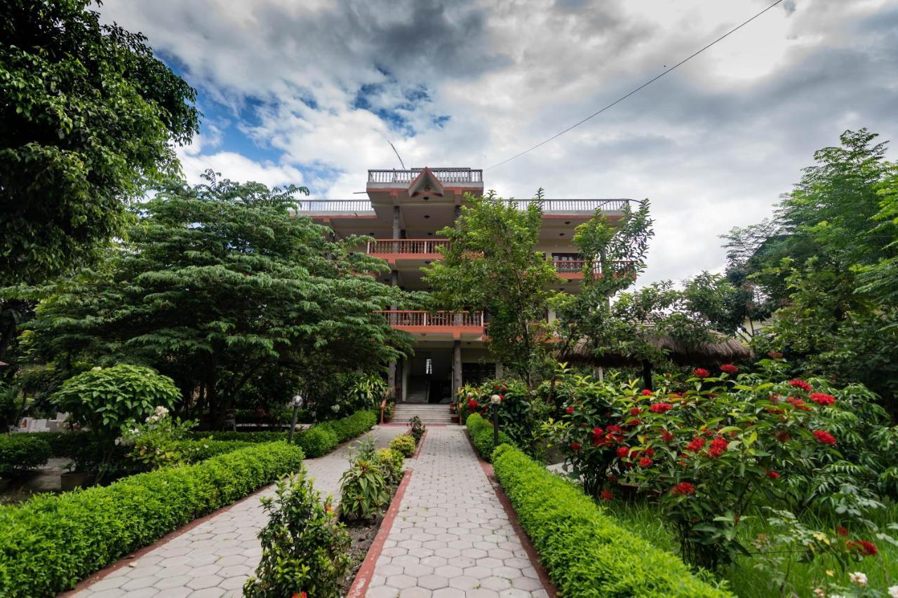 Eden Jungle Resort Саураха Екстер'єр фото